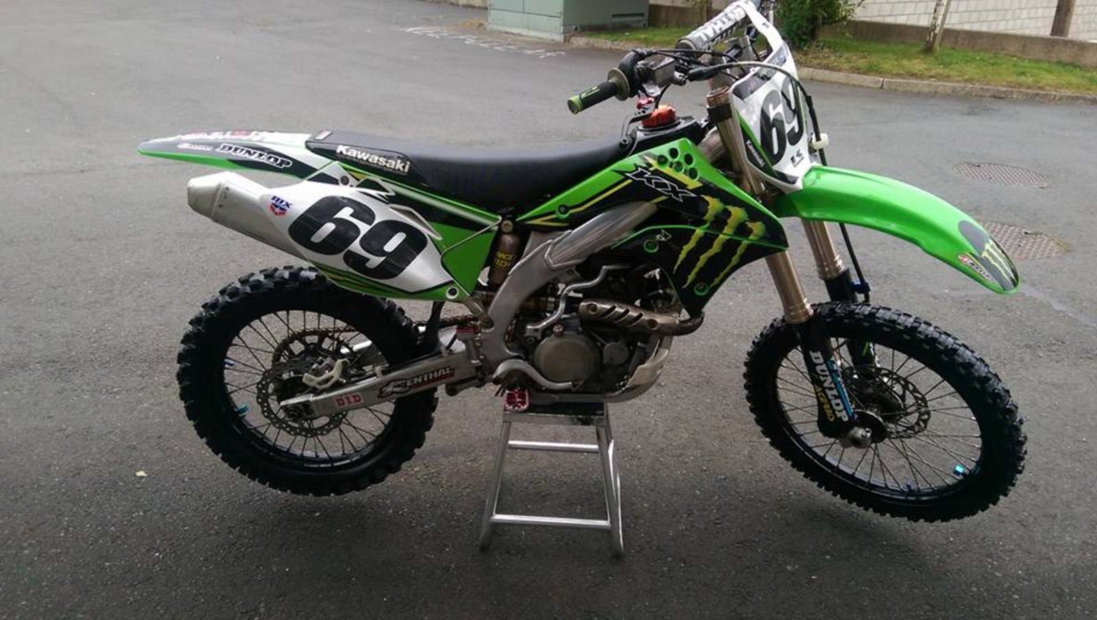 GREAT value mint KAWASAKI Kxf 450 (+many more)