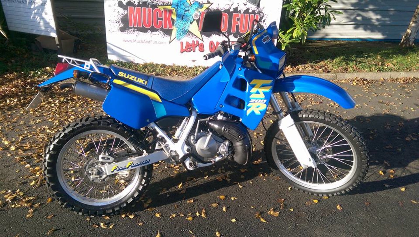 RARE-MINT-AS NEW Suzuki Ts 200 r      (DREAM BIKE)