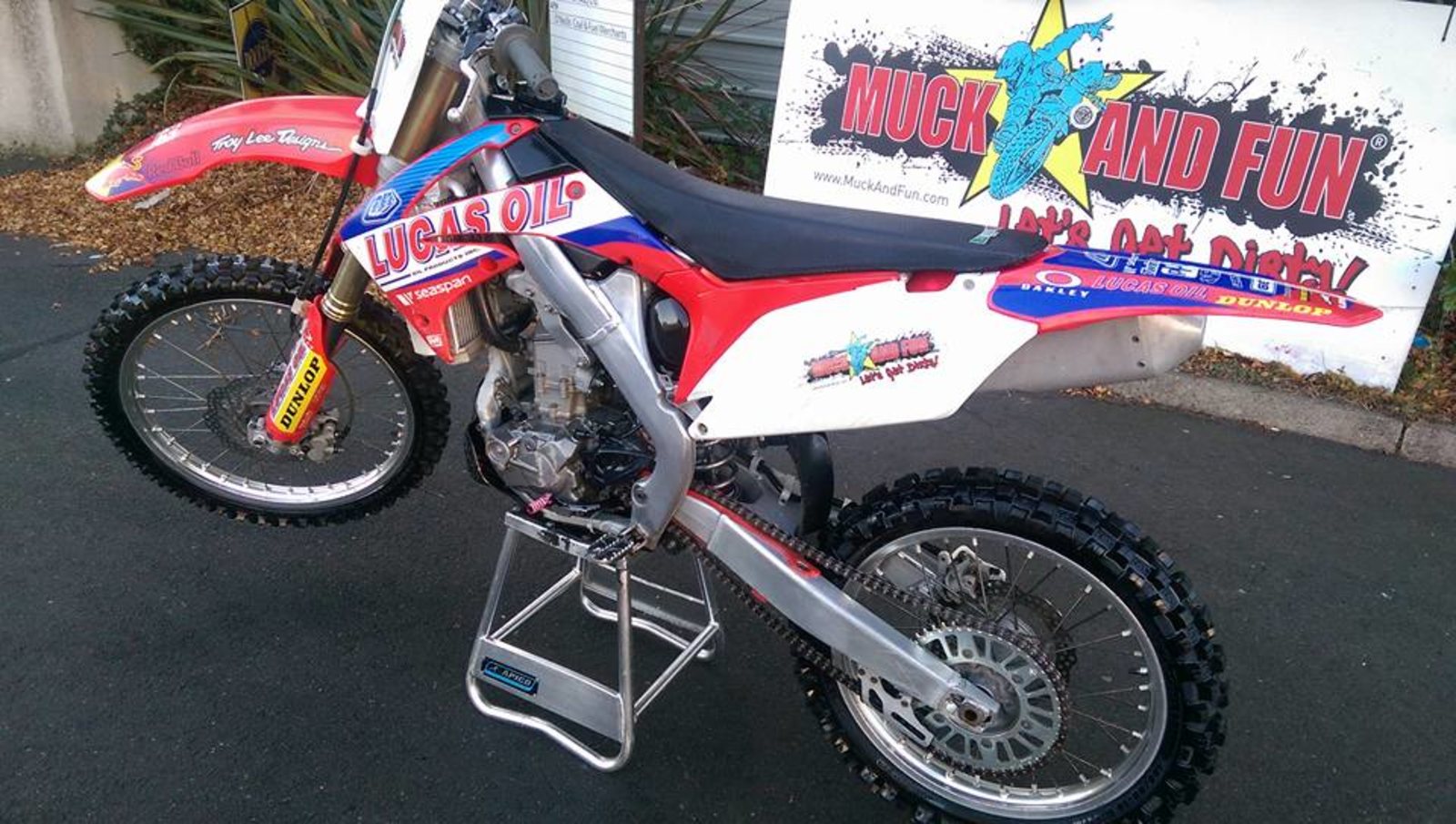 PRISTINE 2013 Honda Crf 250            (+200 more)